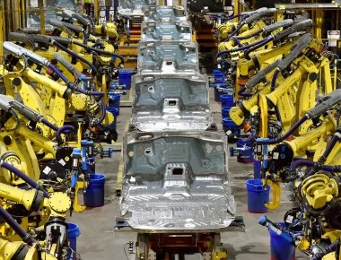 Η Ford κλείνει τα εργοστάσιά της στη Ρωσία